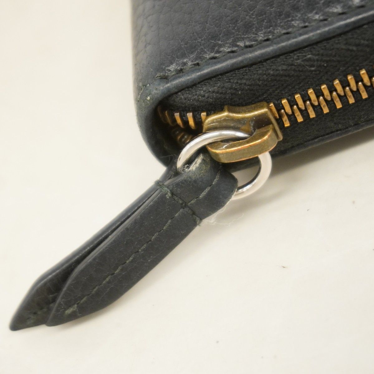 Gucci Wallet GG Marmont Leather Black Gold — view 7
