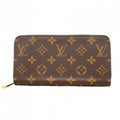Louis Vuitton Wallet Monogram Zippy Fuchsia