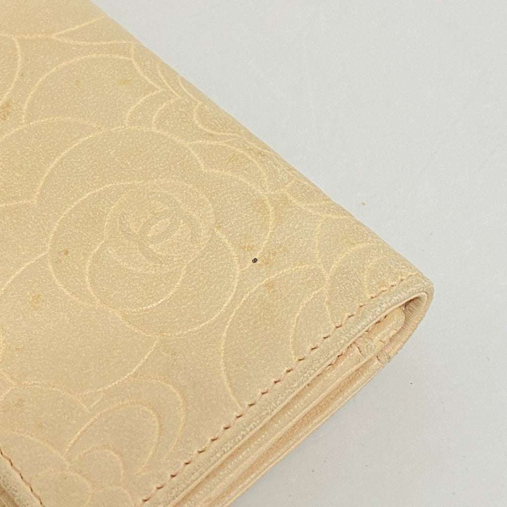 Chanel Wallet Camellia Lambskin Beige Silver — view 5