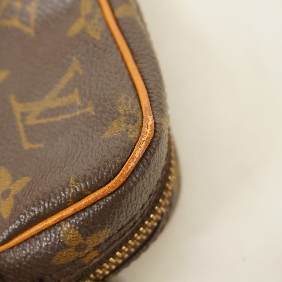 Louis Vuitton Shoulder Bag Monogram Danube Brown — view 7