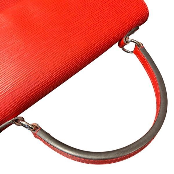 Louis Vuitton Epi Cluny Shoulder — view 9