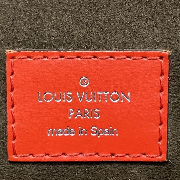Louis Vuitton Epi Cluny Shoulder — view 4