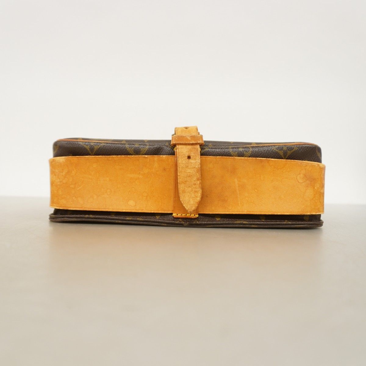 Louis Vuitton Shoulder Bag Monogram Cartouchiere GM Brown — view 3