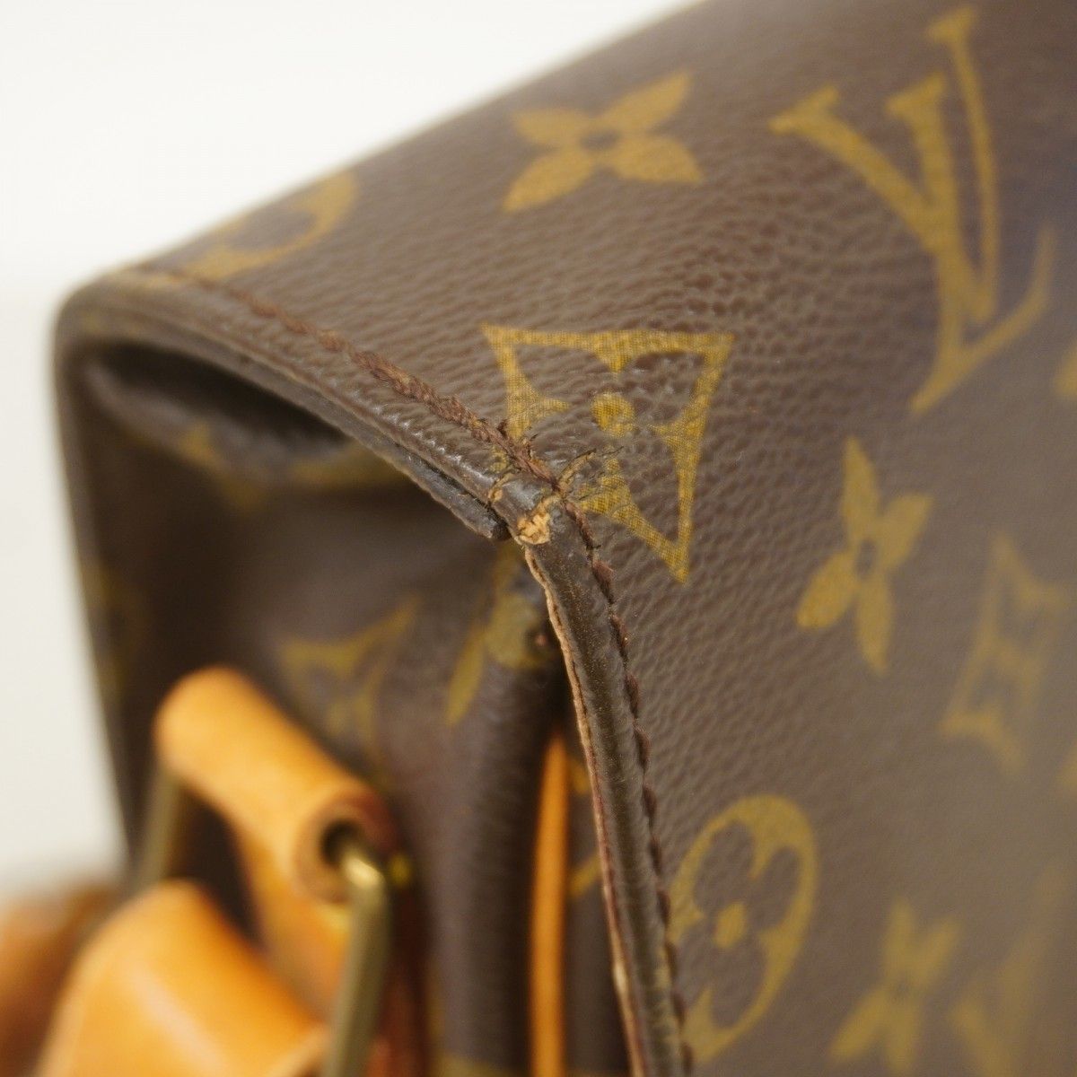 Louis Vuitton Shoulder Bag Monogram Cartouchiere GM Brown — view 7