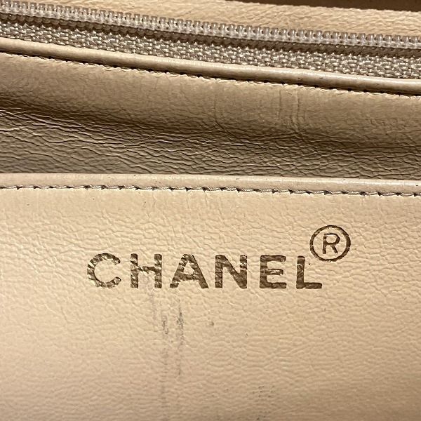 Chanel CC Logo Leather Chain Shoulder Brown — view 4