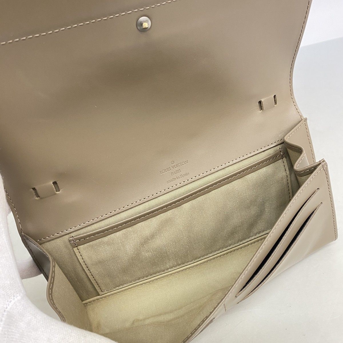 Louis Vuitton Shoulder Bag Epi Honfleur Peppa — view 4