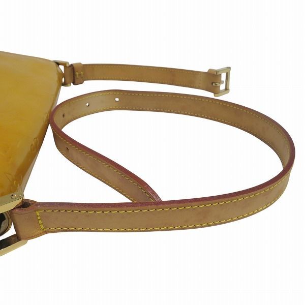 Louis Vuitton Vernis Thompson Street Shoulder — view 9