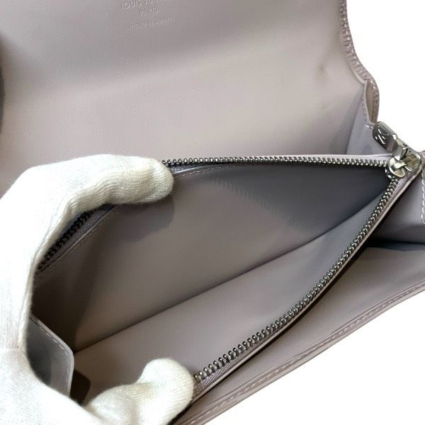 Louis Vuitton Epi Pochette Porte-Monnaie Cles — view 6
