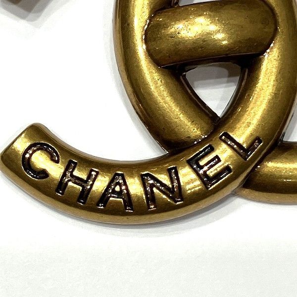 Chanel CC Logo 21 Brooch — view 3