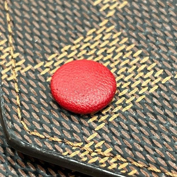 Louis Vuitton Damier Portefeuille Victorine Bifold Wallet — view 6