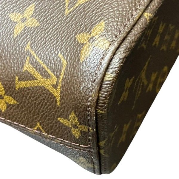 Louis Vuitton Monogram Luco Tote — view 6
