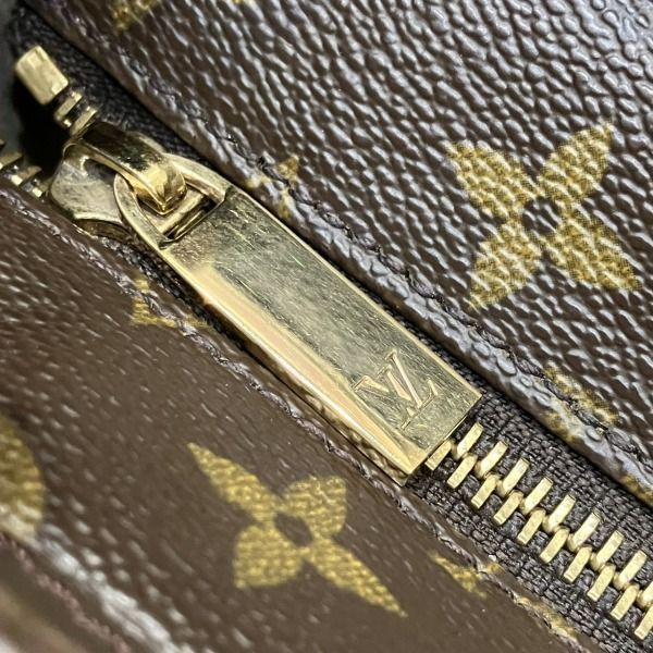 Louis Vuitton Monogram Luco Tote — view 8
