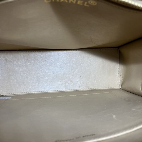 Chanel Shoulder Bag Cream — view 6