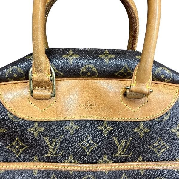 Louis Vuitton Monogram Deauville Bag Handbag — view 8