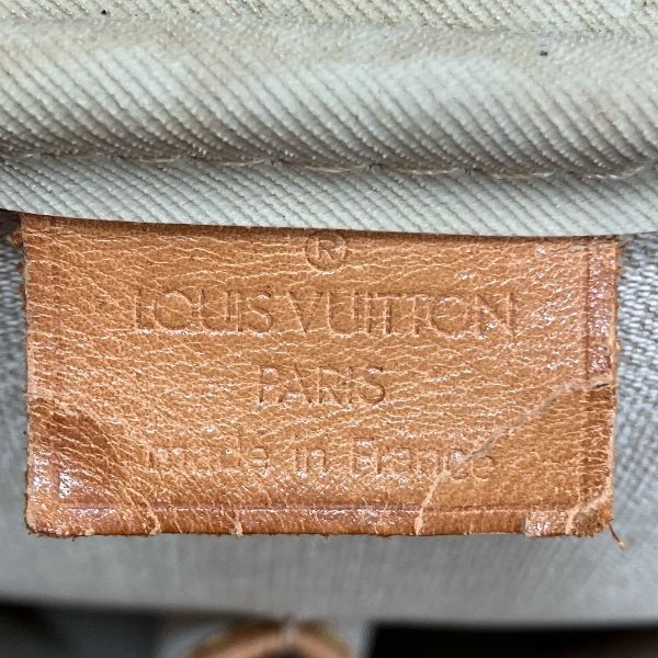 Louis Vuitton Monogram Deauville Bag Handbag — view 4