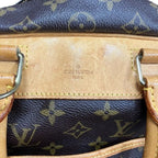 Louis Vuitton Monogram Deauville Bag Handbag — view 9