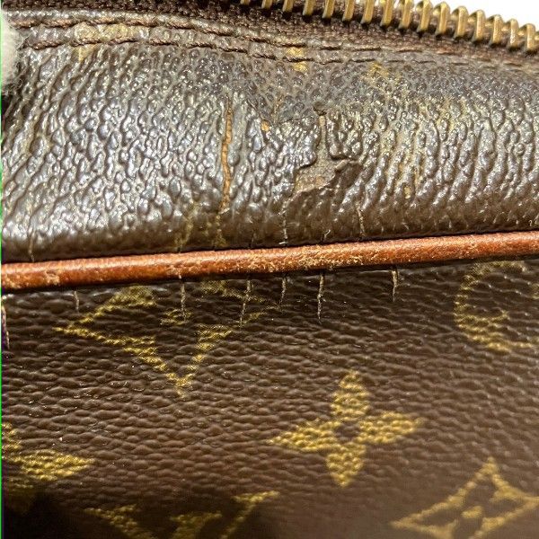 Louis Vuitton Monogram Compiegne 28 Clutch — view 9