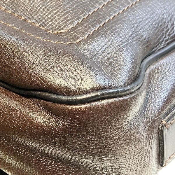 Louis Vuitton Utah Omaha Messenger — view 7