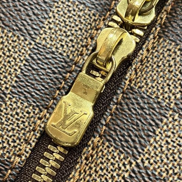 Louis Vuitton Damier Riviera Bag Handbag — view 6