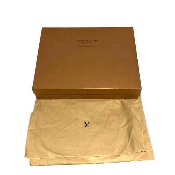 Louis Vuitton Monogram Boulogne 30 Shoulder — view 5