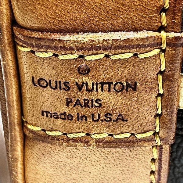 Louis Vuitton Monogram Alma Bag Handbag — view 4