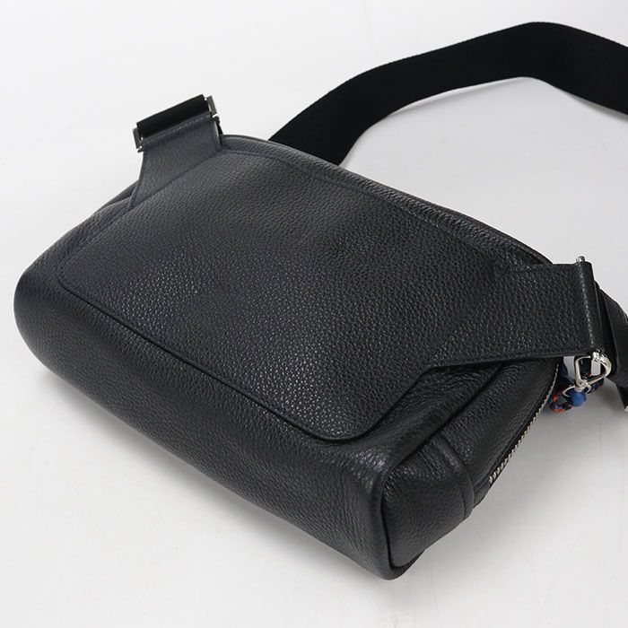Prada Vitello Daino Leather Shoulder — view 2