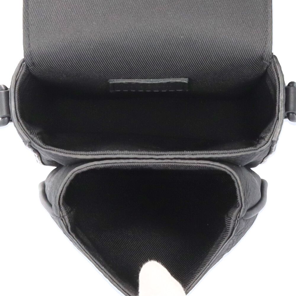 Louis Vuitton S Lock Vertical Wearable Wallet Shoulder Bag Taurillon Leather — view 7