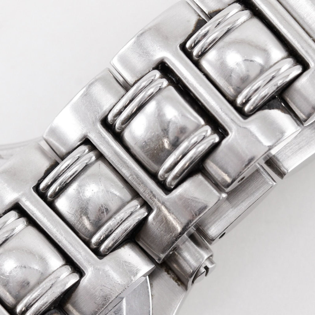 Gucci Stainless Steel Quartz Analog Watch with Silver Dial — view 8