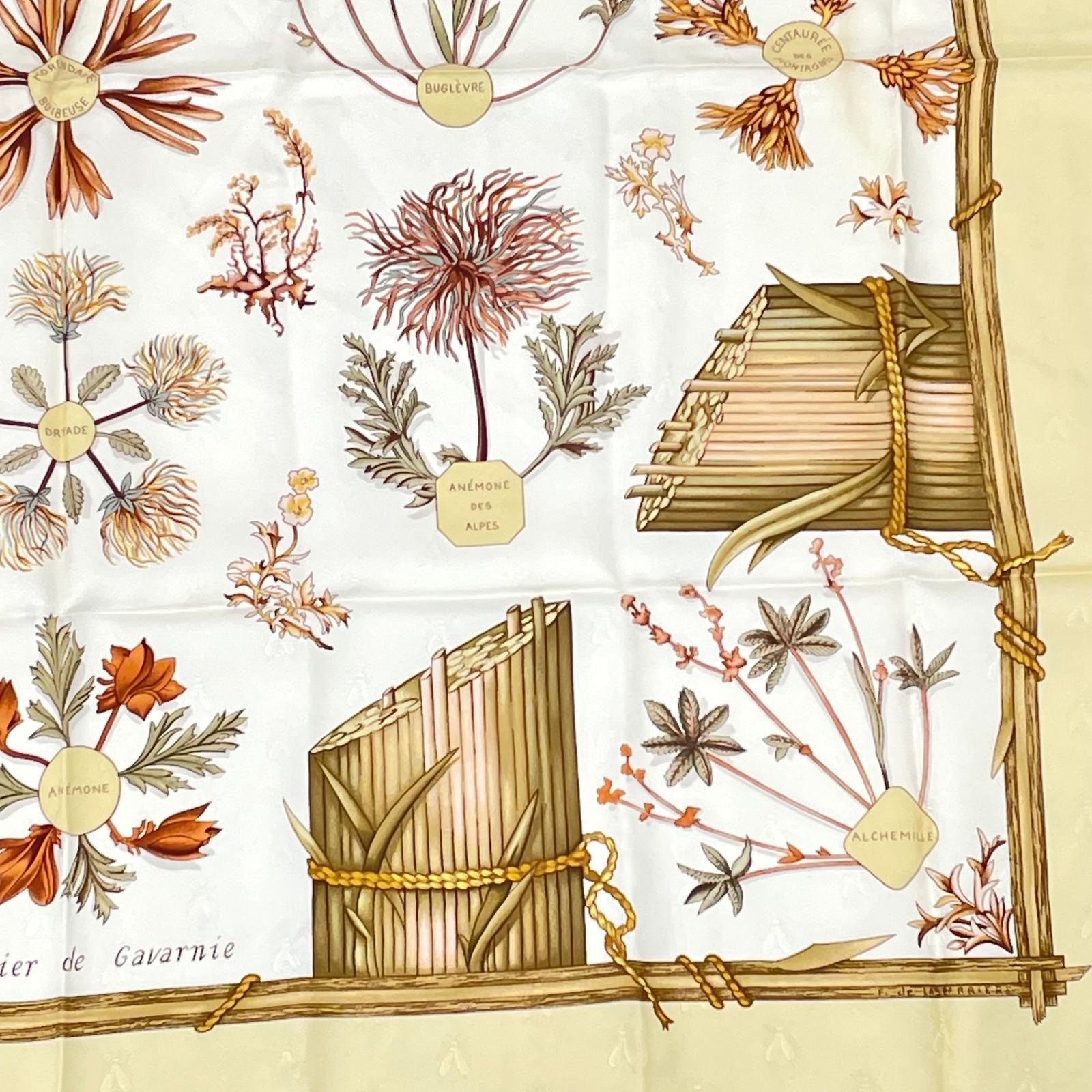 Hermes Herbier de Gavarnie Carre 90 Scarf Pressed Flowers of the Circle Valley — view 5