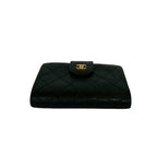 Chanel Card with Bicolor CC Logo Caviar Leather Kiss Lock Bifold Wallet Black — view 6