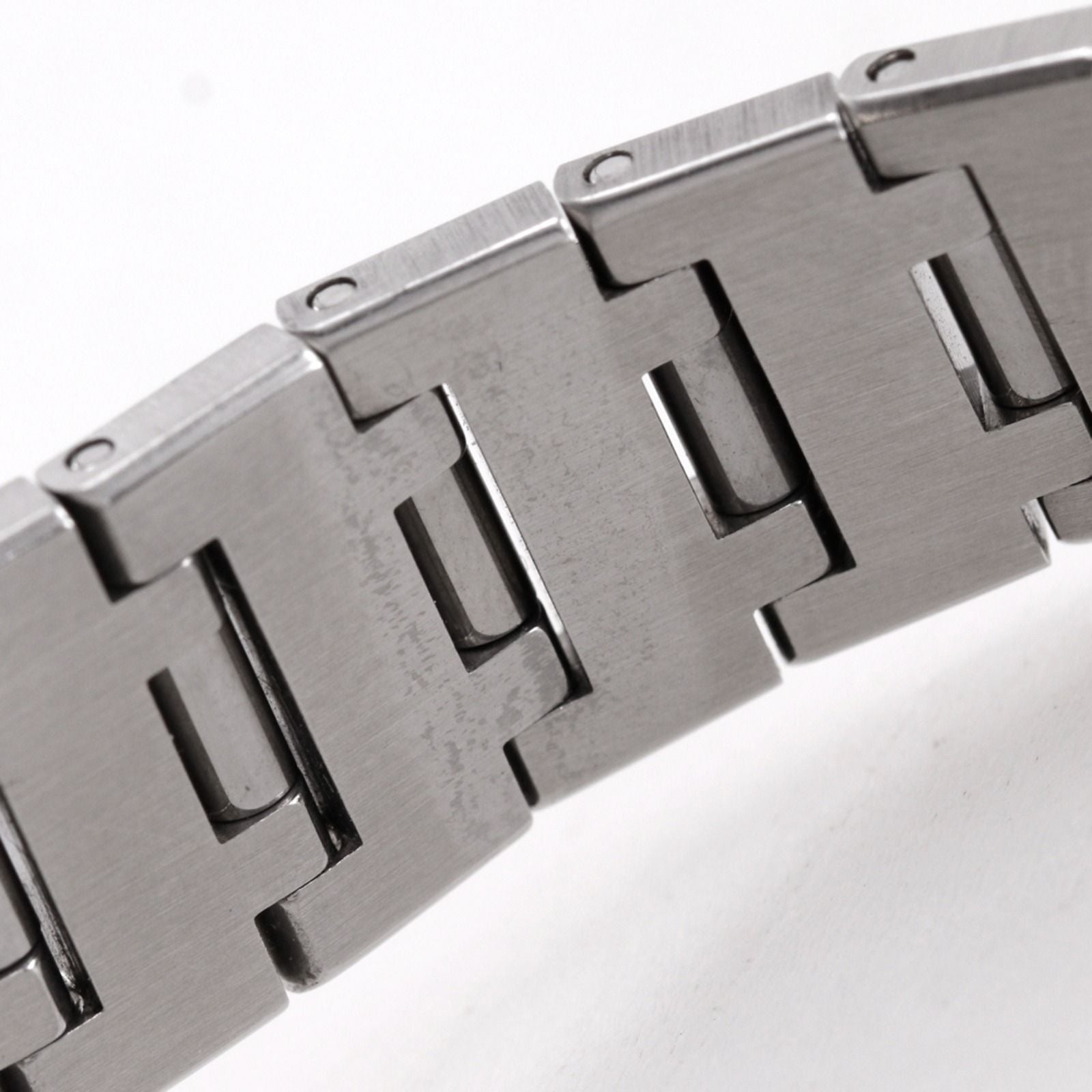 Bvlgari Stainless Steel Quartz Analog Watch with Black Dial — view 8