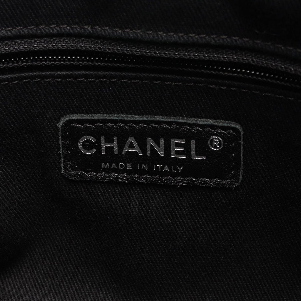 Chanel Tote Quilted Black Caviar Leather CC Logo Chain — view 4