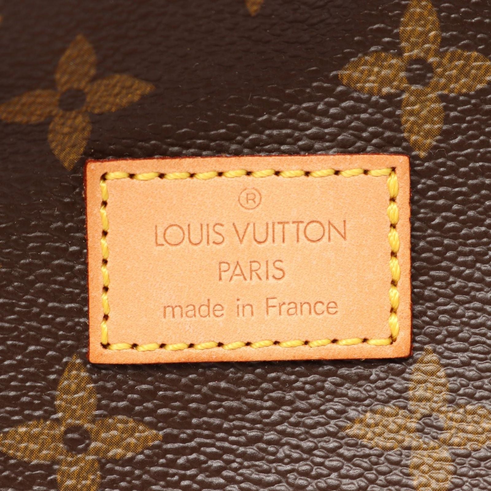 Louis Vuitton Shoulder Bag Saumur 30 Monogram Canvas Leather — view 5
