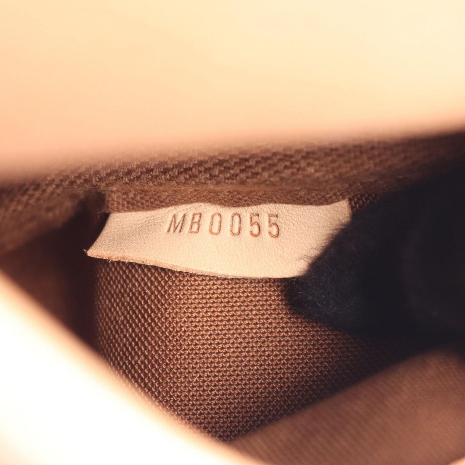 Louis Vuitton Shoulder Bag Saumur 30 Monogram Canvas Leather — view 6