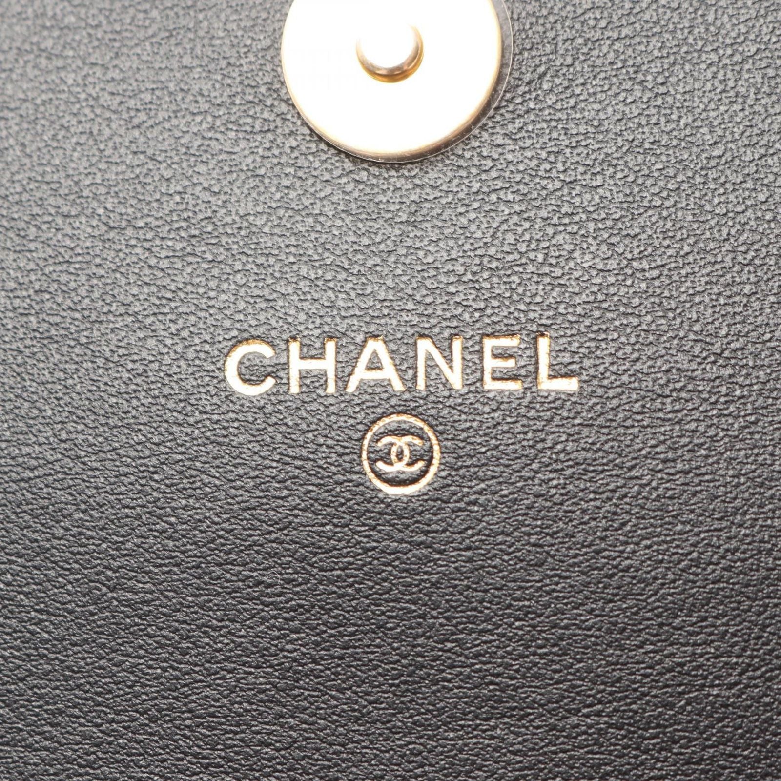 Chanel Shoulder Bag Quilted Black Leather Chain Wallet — view 4