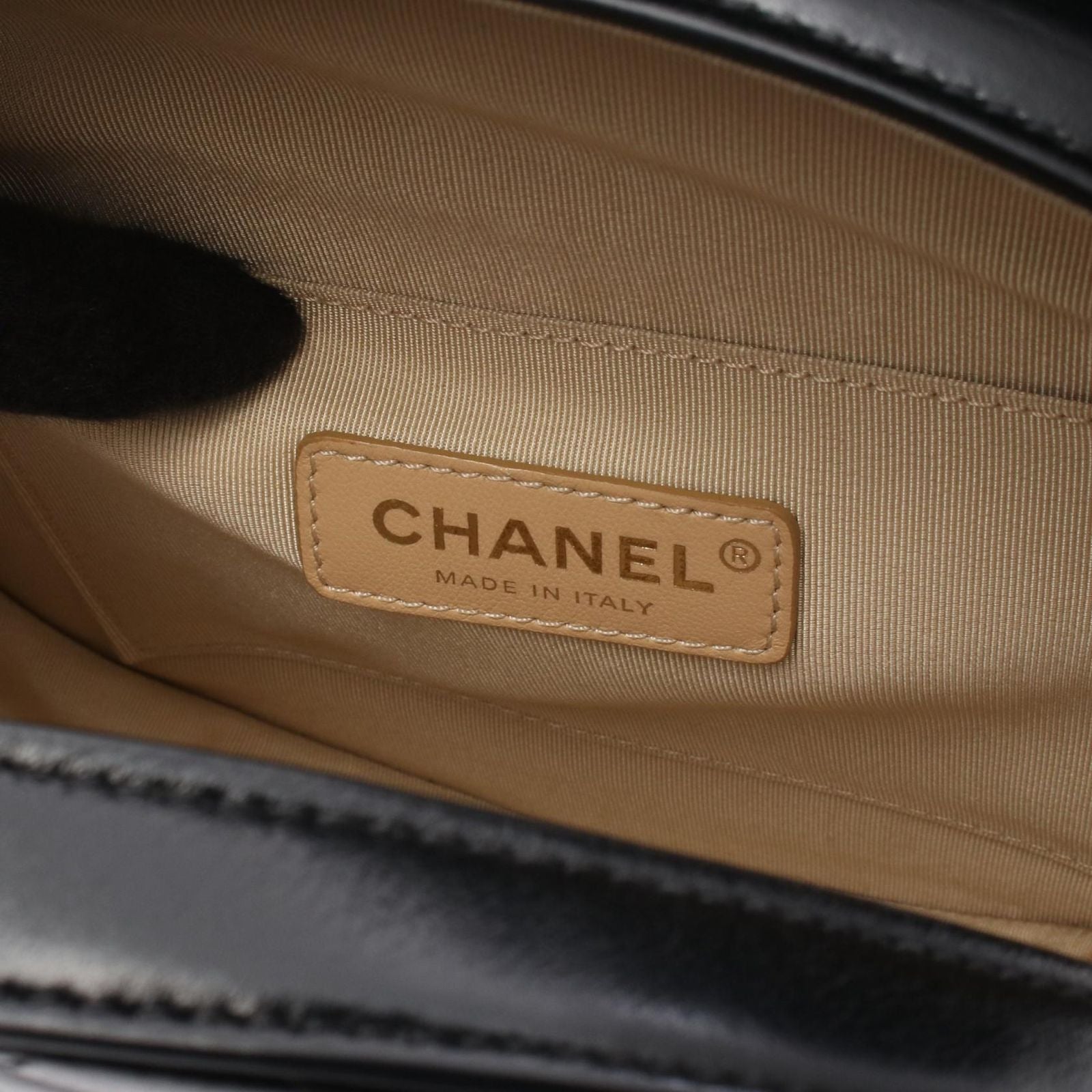 Chanel Handbag Quilted Round Chain Shoulder Black Leather — view 4