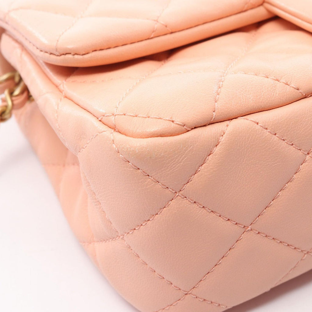 Chanel Shoulder Bag Mini Quilted 20 Salmon Pink Lambskin Mini Chain — view 9