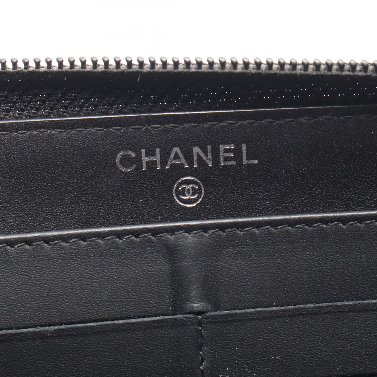 Chanel Round Wallet CC Logo Black Caviar Leather CC — view 5
