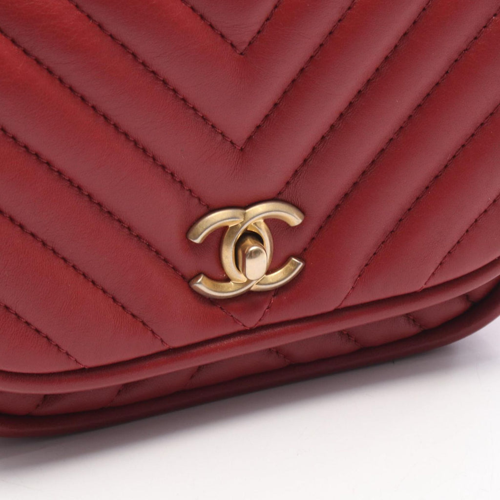 Chanel Shoulder Bag Top Handle Blanc Stitch Mini 2-Way Red Lambskin Top Chain — view 7