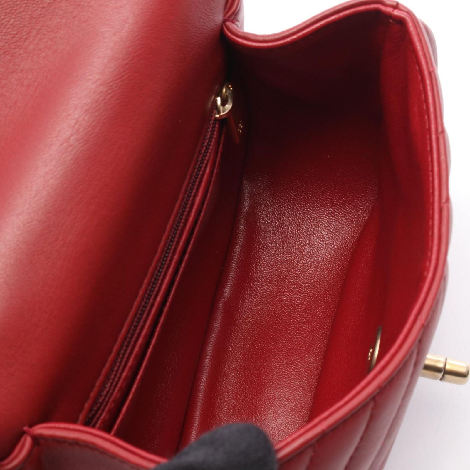 Chanel Shoulder Bag Top Handle Blanc Stitch Mini 2-Way Red Lambskin Top Chain — view 3