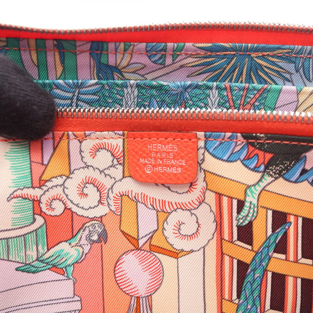 Hermes Round Wallet Azap Silk in Long Rose Texas Leather — view 4