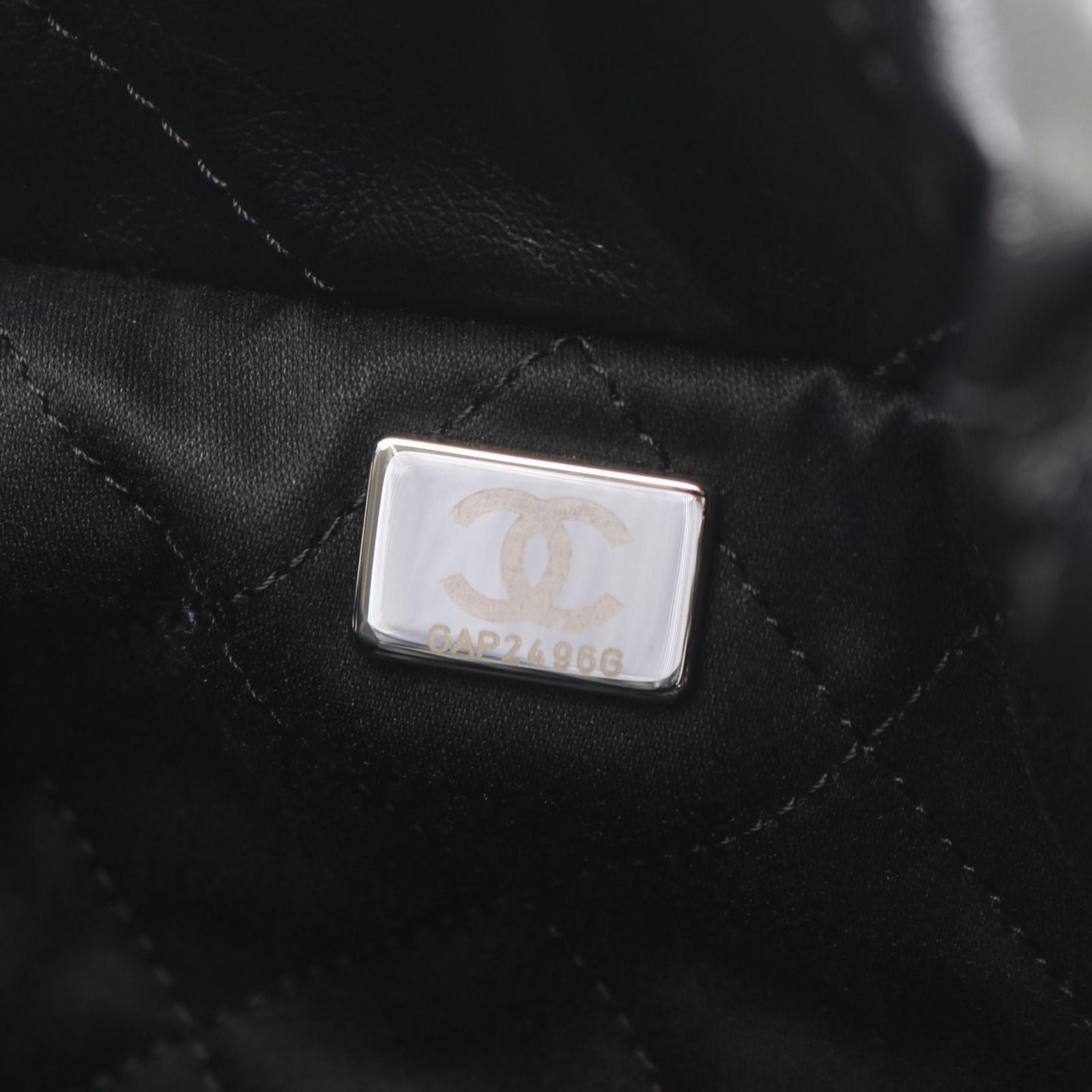 Chanel Shoulder Bag 22 Mini 2-Way Black Leather 22 Quilted Chain — view 5