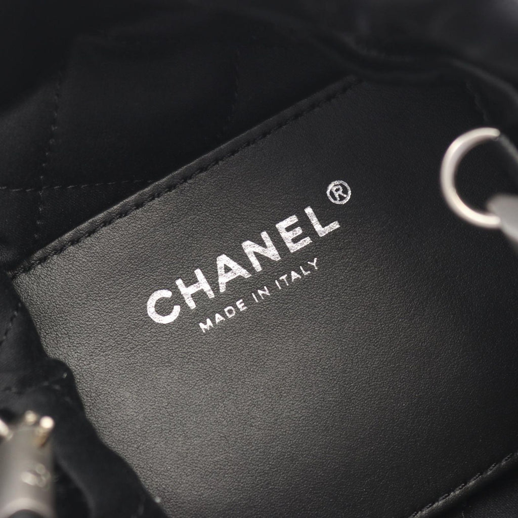 Chanel Shoulder Bag 22 Mini 2-Way Black Leather 22 Quilted Chain — view 4