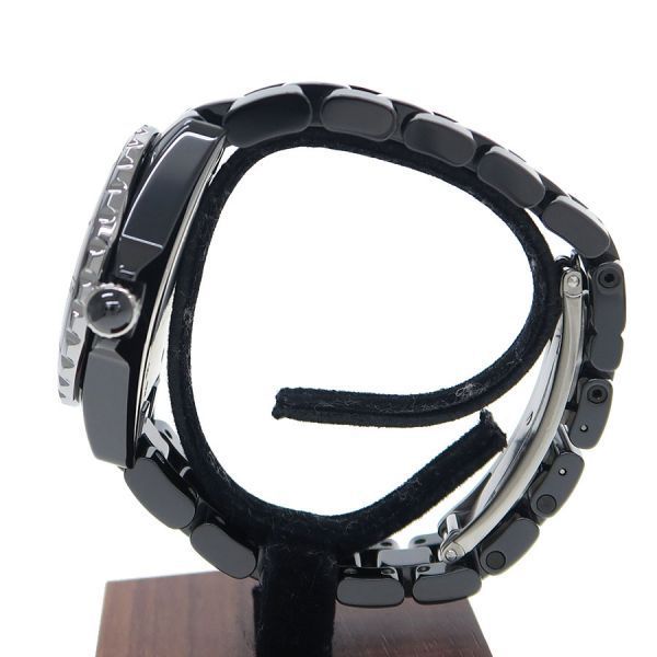 Chanel 33 Watch Black — view 3