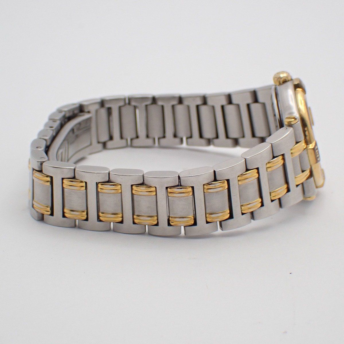 Gucci Quartz Watch Duo Gray Dial SS Kannon Buckle — view 4