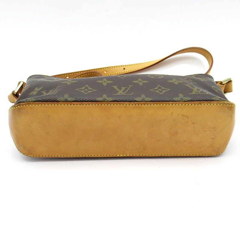Louis Vuitton Trotter Monogram Shoulder Bag Brown — view 6