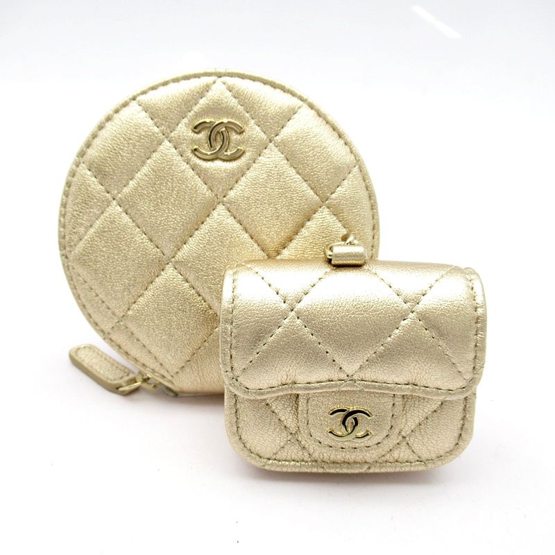 Chanel Quilted Coin Case Airpods Lambskin Gold