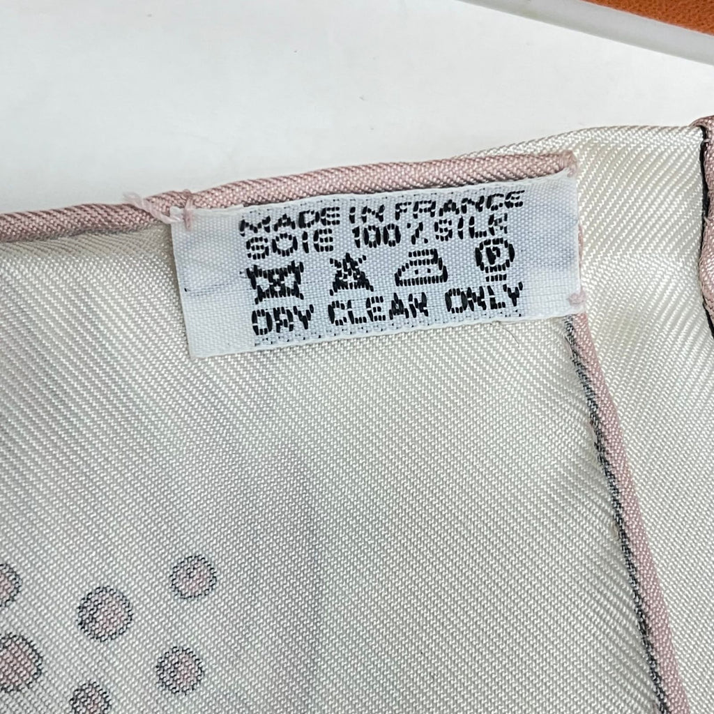 Hermes Scarf Silk 100% Carre 90 les Rivieres de Babel River of Pink — view 7