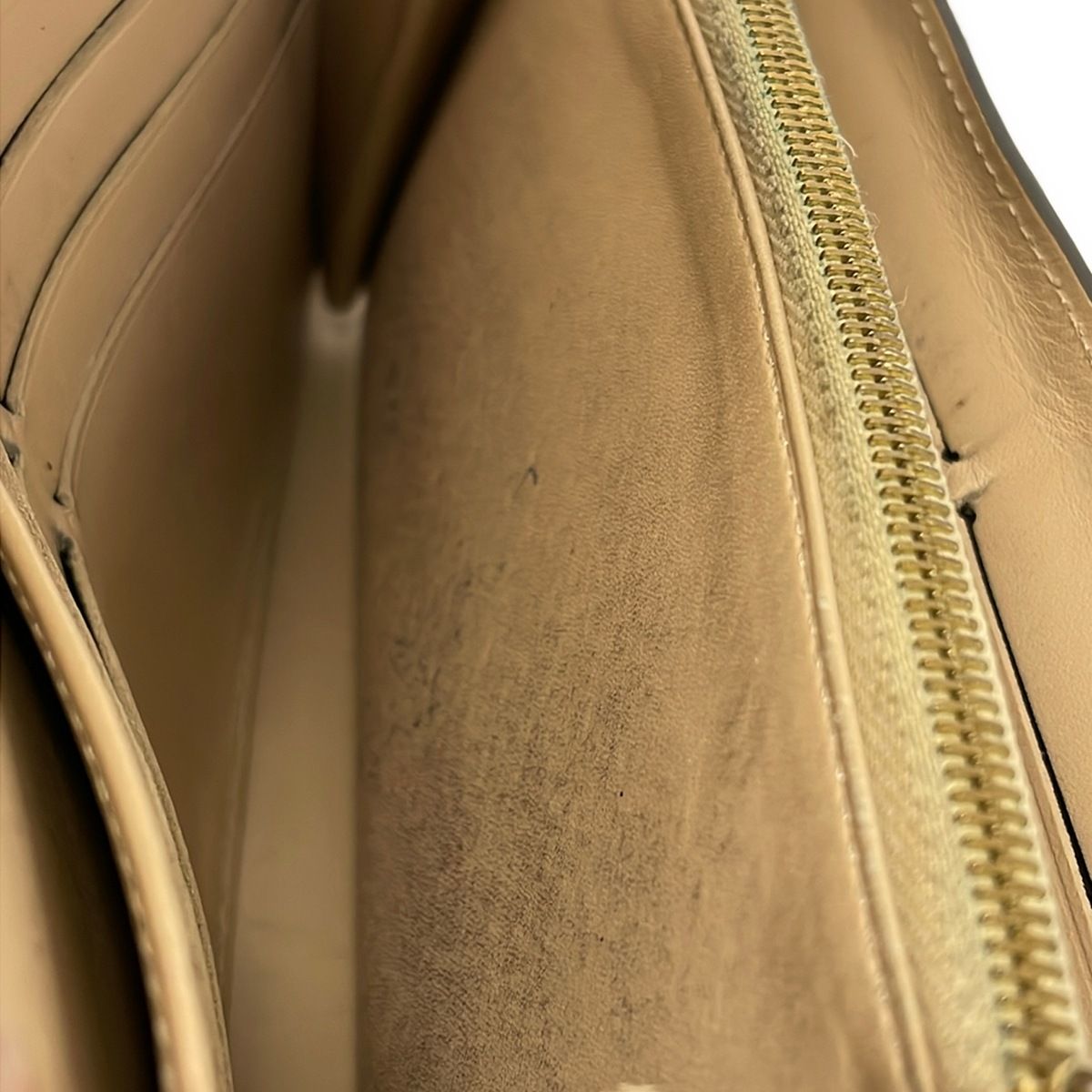 Louis Vuitton Wallet Lockme Portefeuille e Dune Leather — view 9