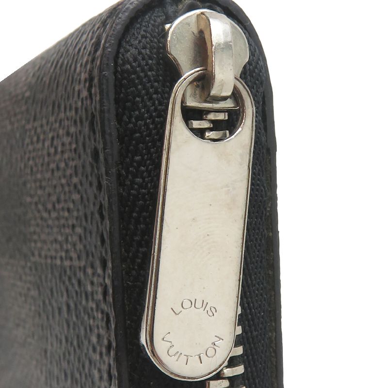 Louis Vuitton Card Case — view 8